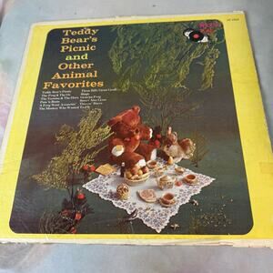 Vintage Happy Time Teddy Bears Picnic & Other Animal Favorites Vinyl Record